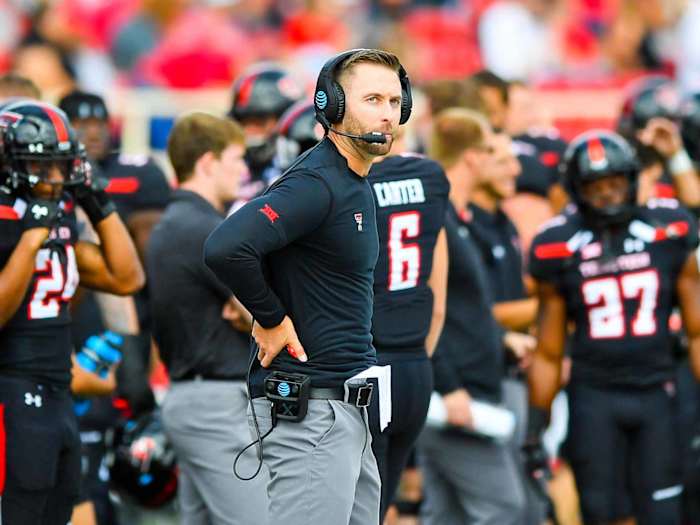 kliff-kingsbury-hot-seat.jpg